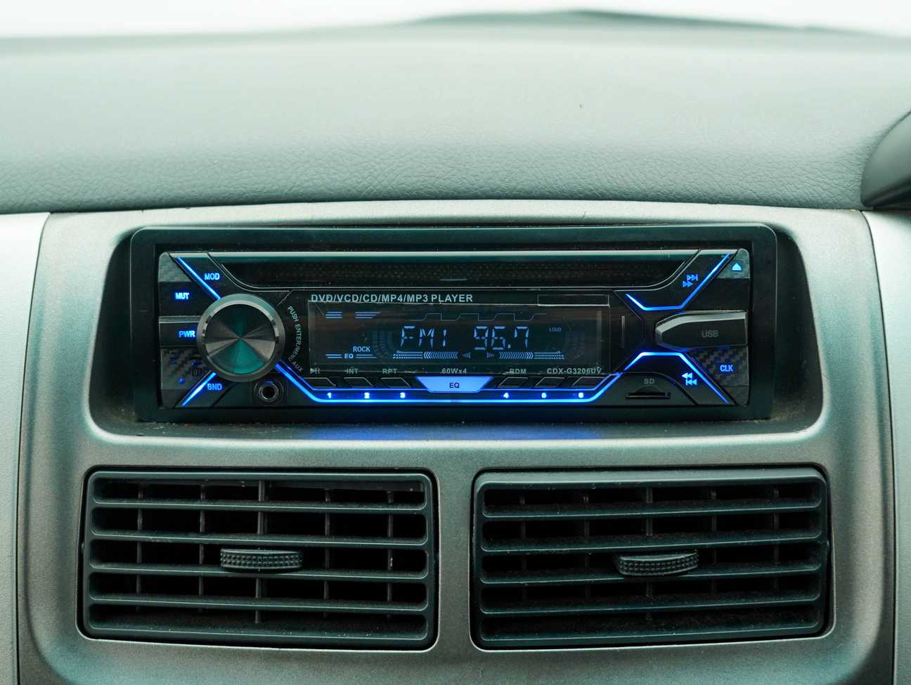 terpakai 2011 Perodua Viva SX Elite 1.0