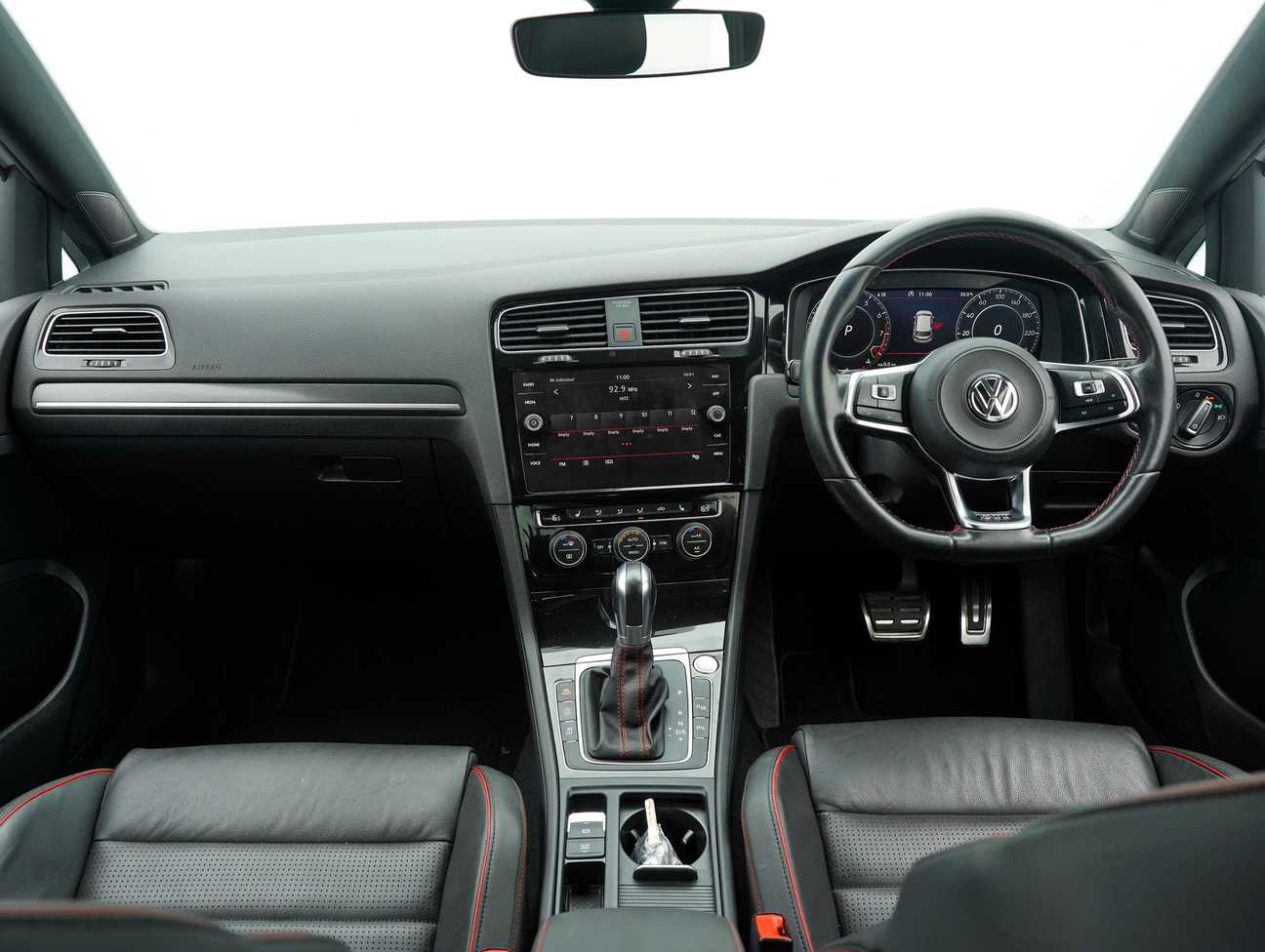 terpakai 2019 Volkswagen GOLF GTI 2.0