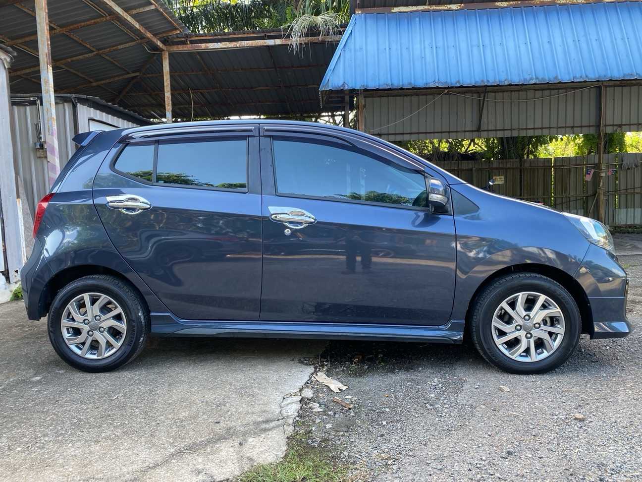 terpakai 2021 Perodua AXIA Advance 1.0