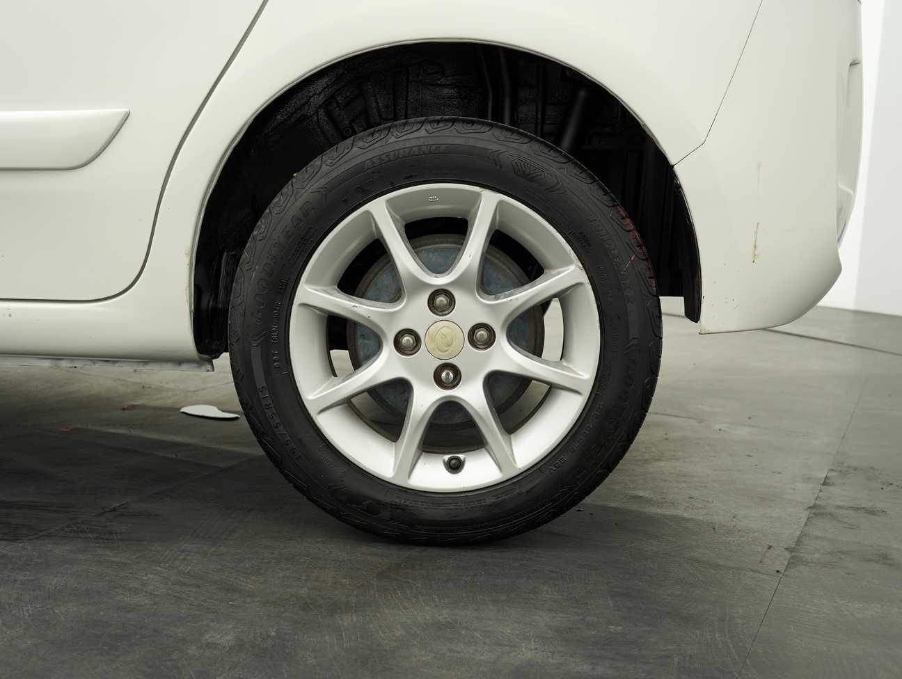 terpakai 2016 Perodua ALZA EZ 1.5