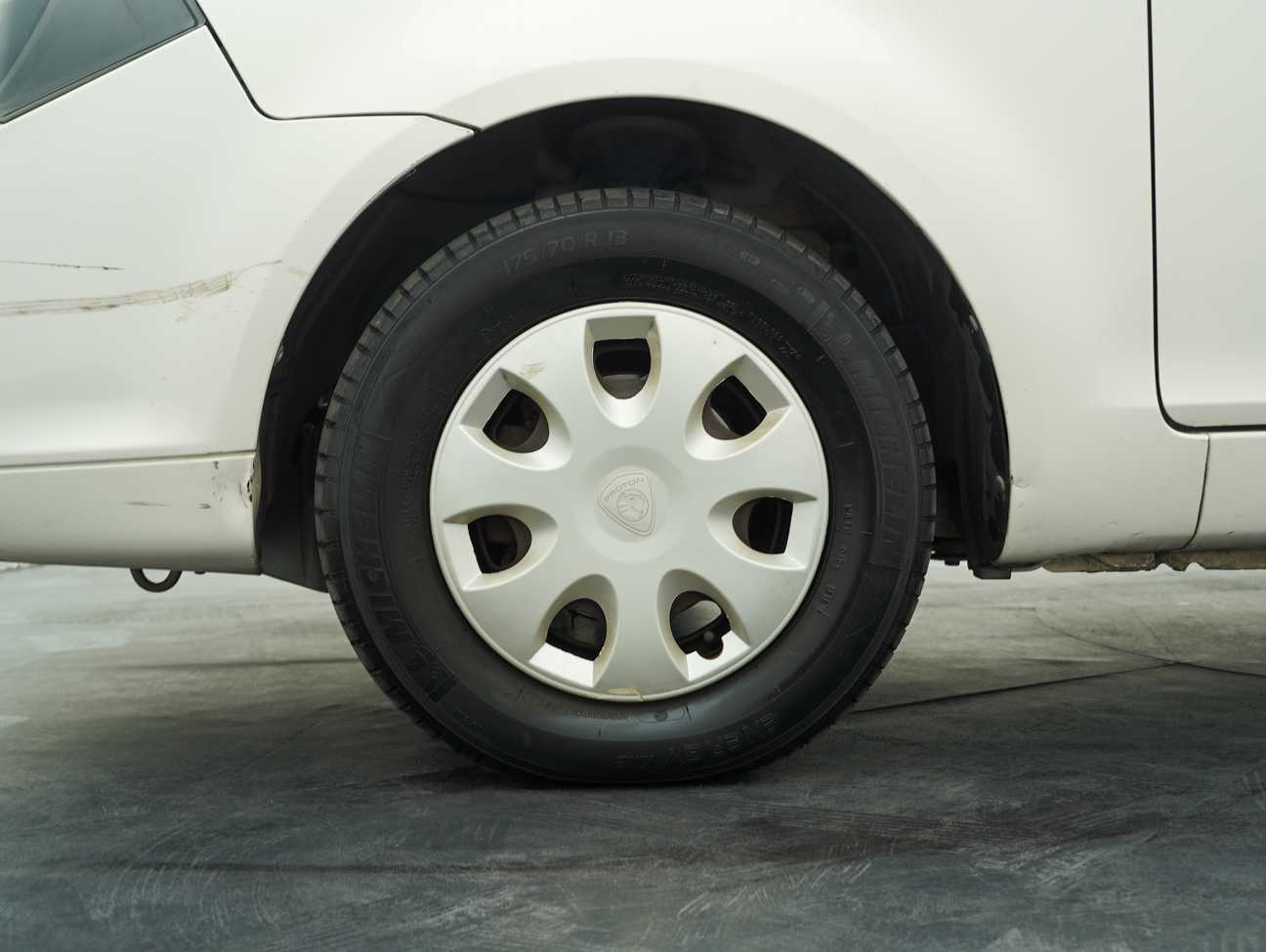 used 2013 Proton Saga SV 1.3