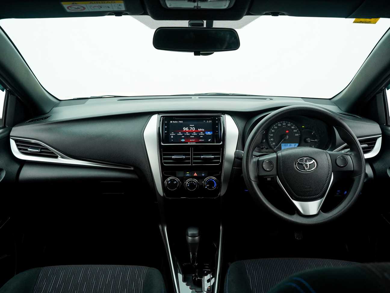 terpakai 2020 Toyota Yaris E 1.5