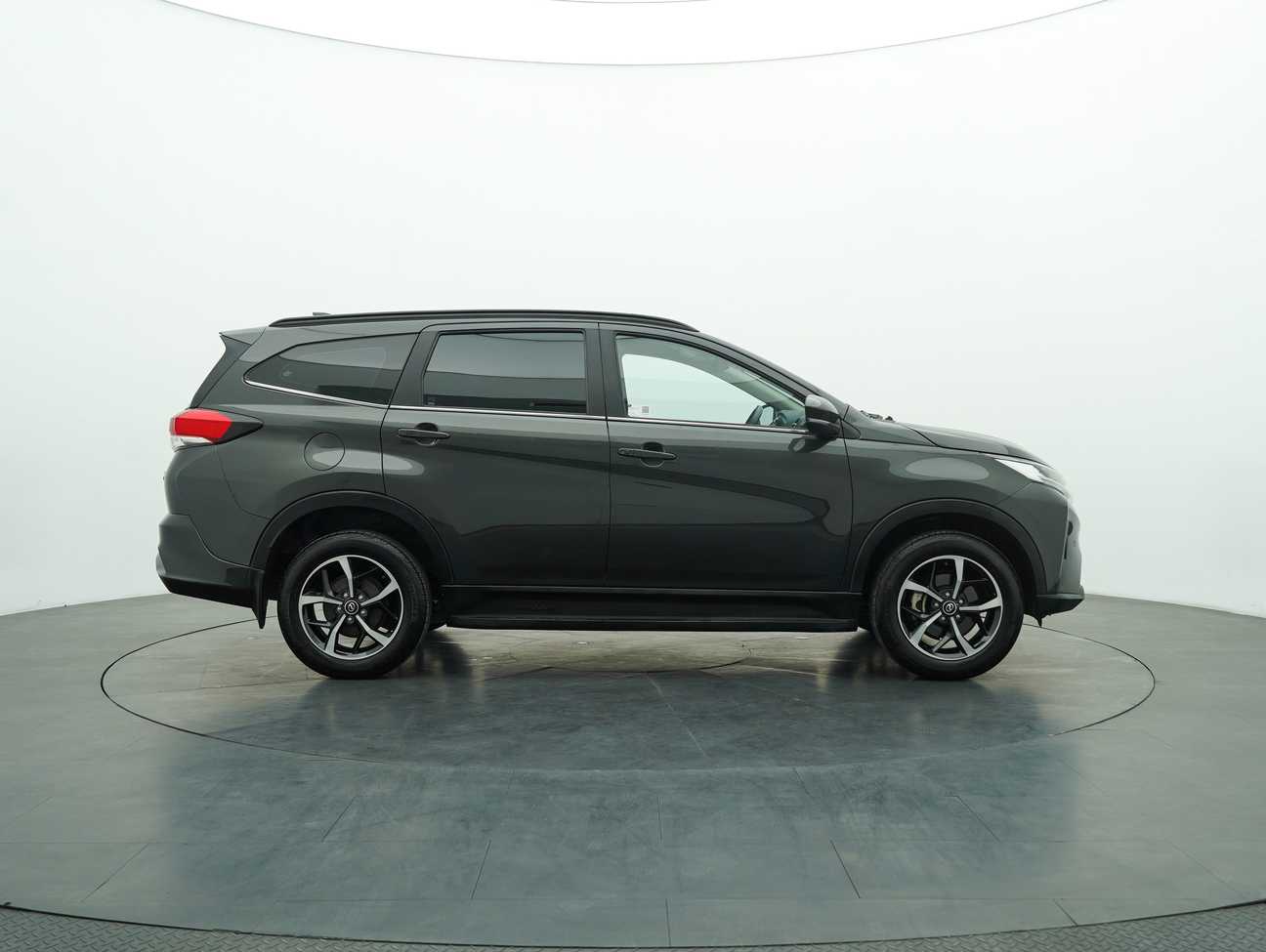 terpakai 2022 Perodua Aruz AV 1.5