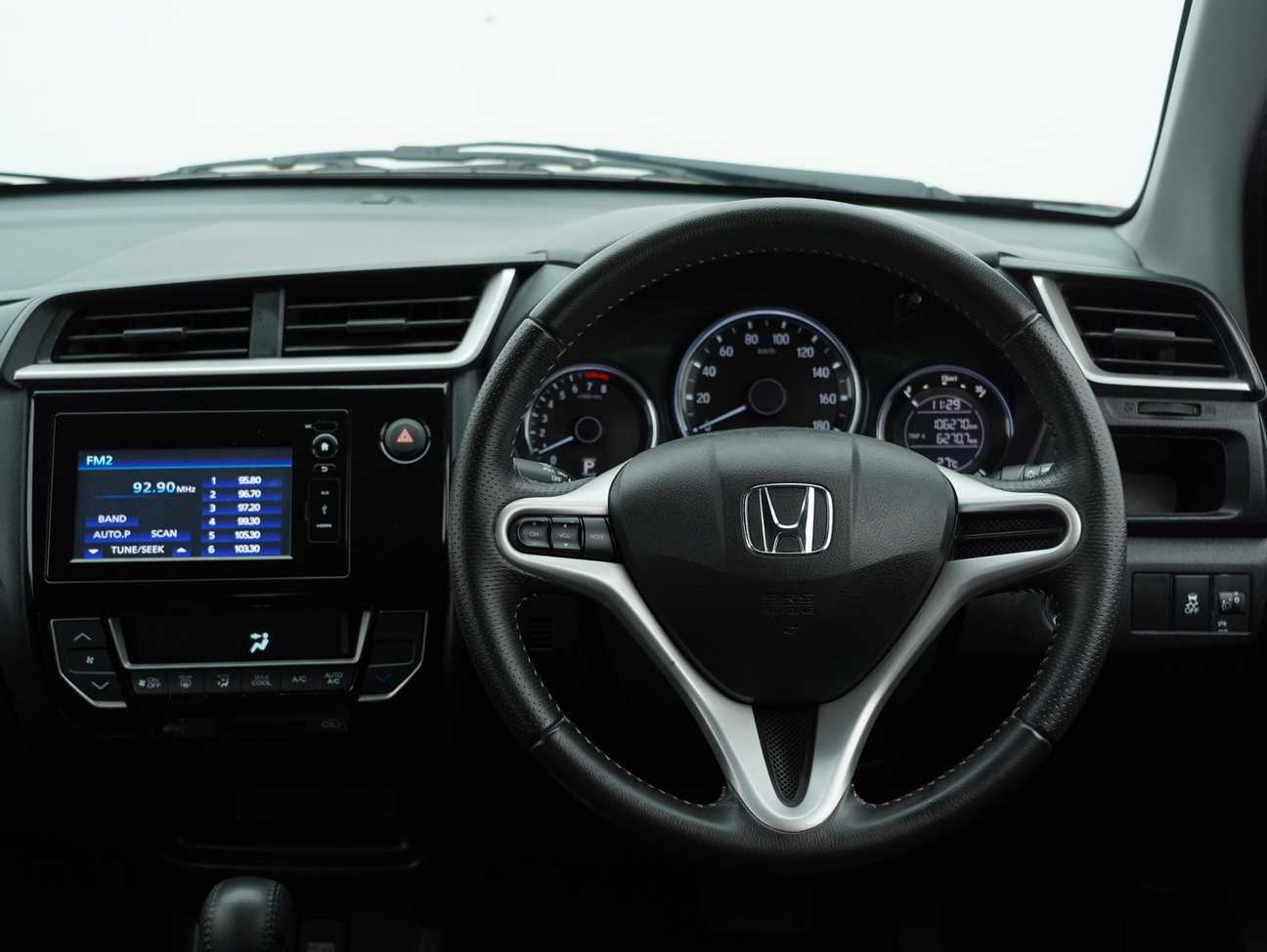 used 2018 Honda BR-V V 1.5