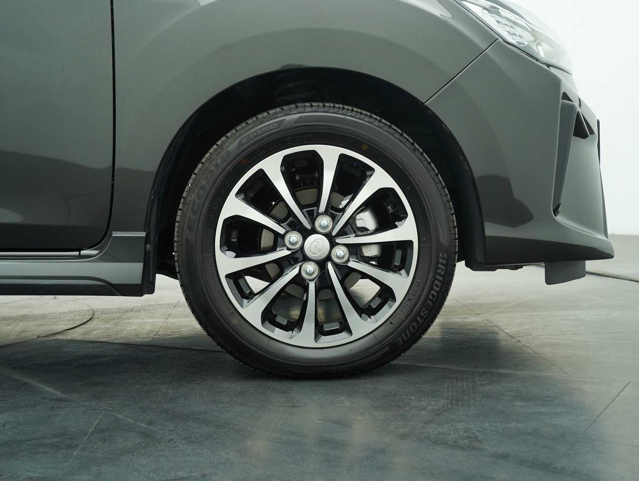 terpakai 2023 Perodua Bezza Advance 1.3