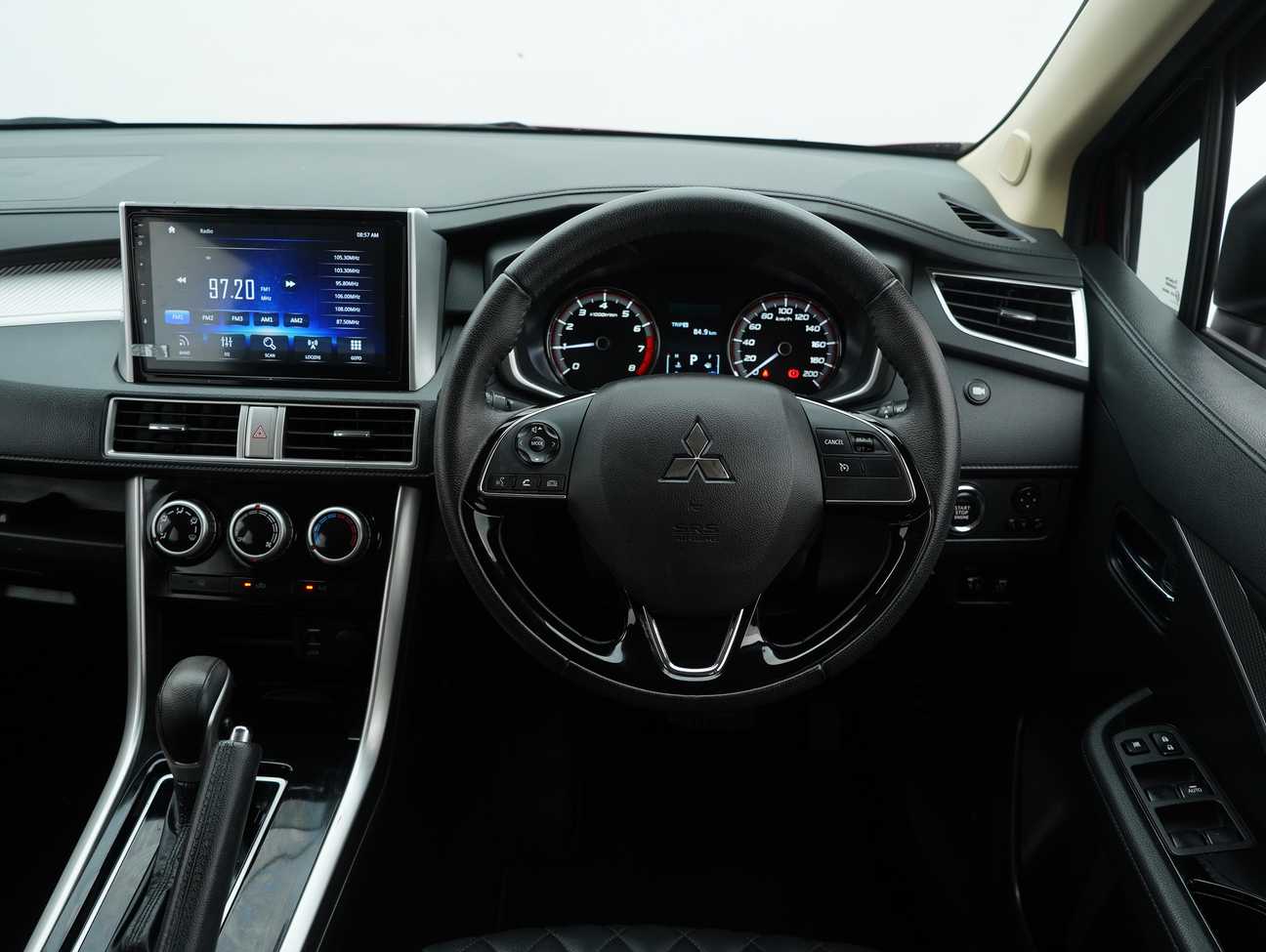 terpakai 2021 Mitsubishi Xpander  1.5