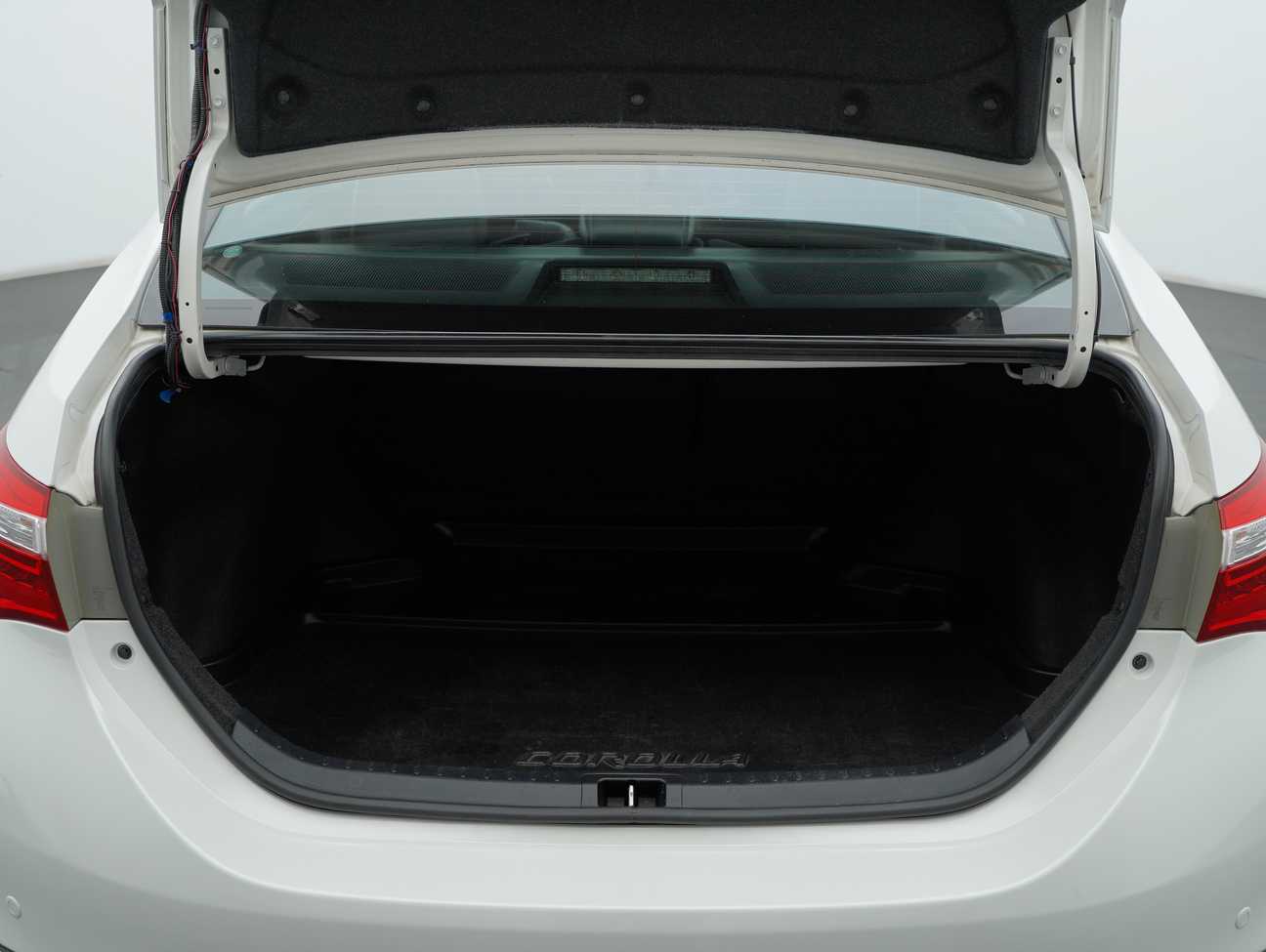 used 2015 Toyota Corolla Altis G 1.8
