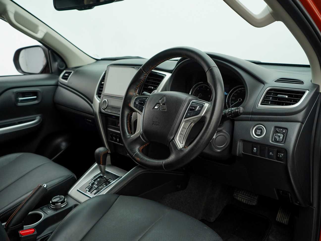 used 2023 Mitsubishi Triton VGT Athlete Dual Cab 4X4 2.4