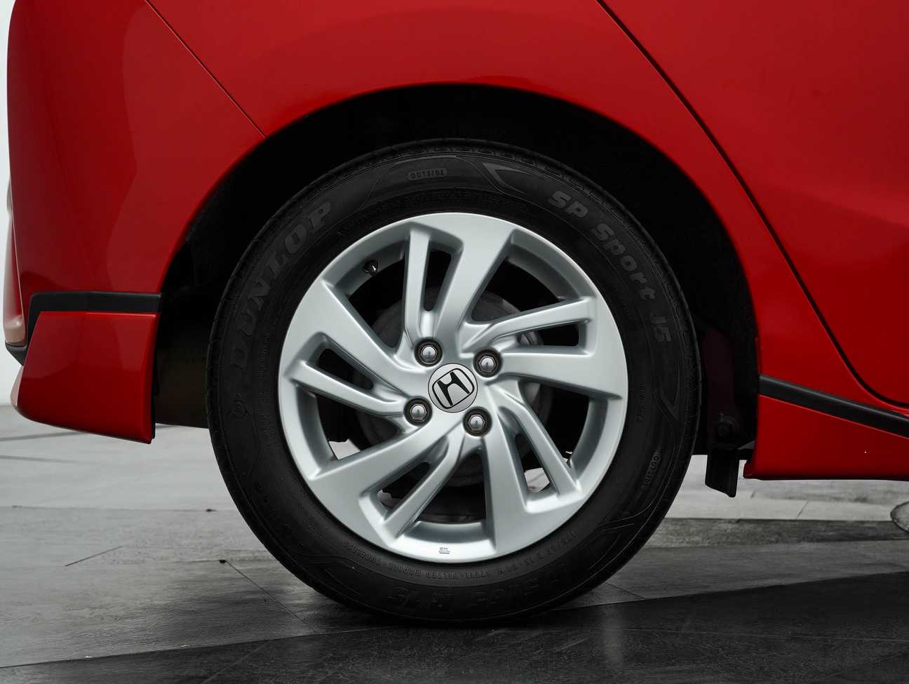 used 2016 Honda Jazz E 1.5