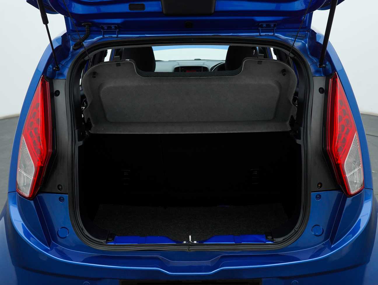 terpakai 2015 Proton Iriz Standard 1.3