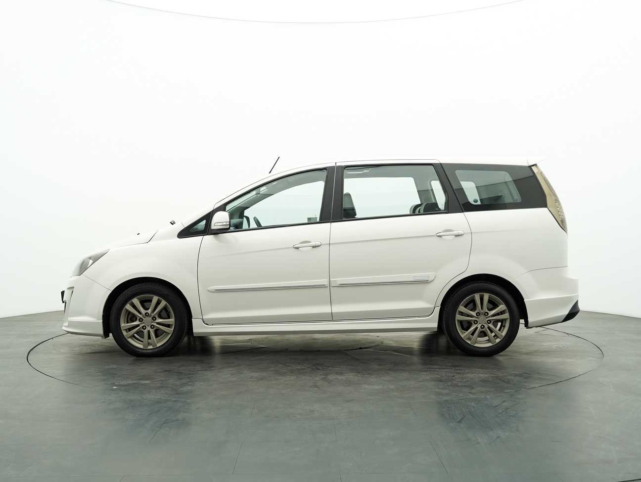 used 2014 Proton Exora Bold CFE Premium 1.6