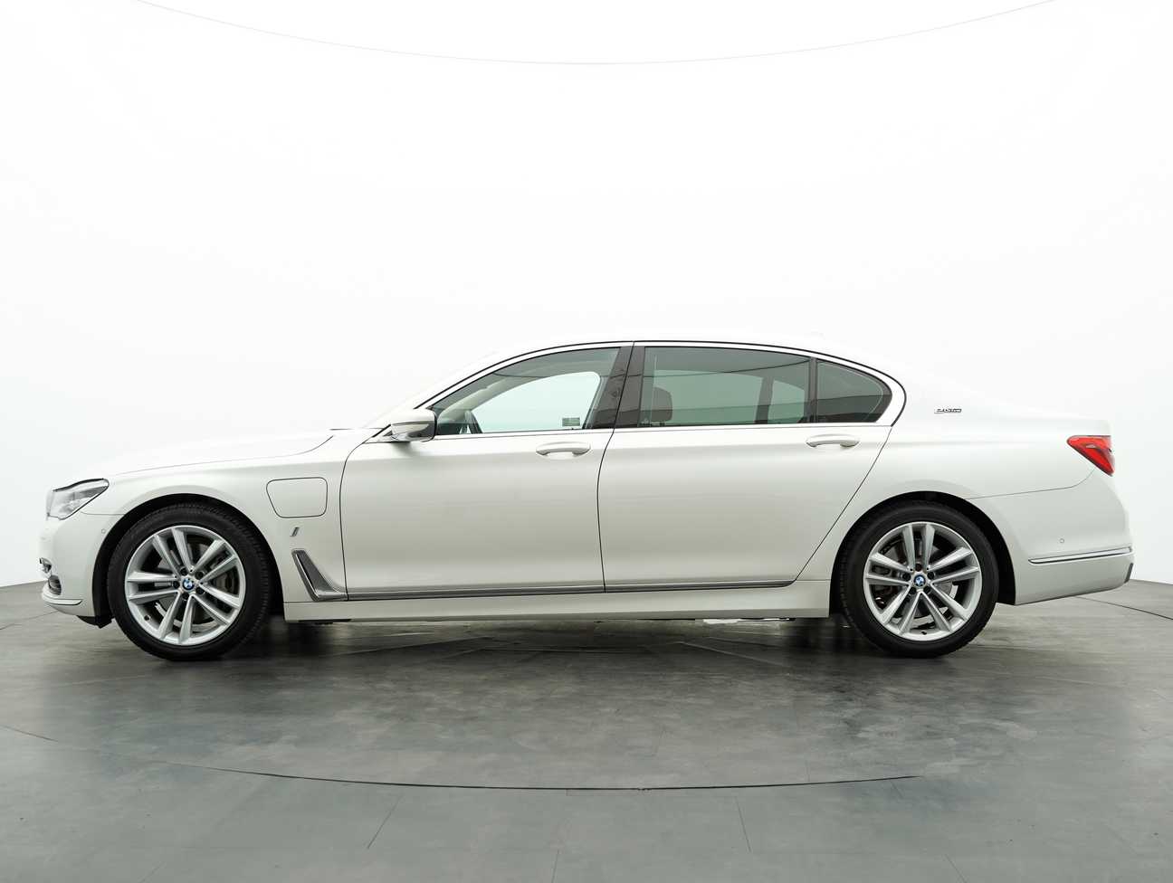 used 2018 BMW 7 40LE XDRIVE 2.0