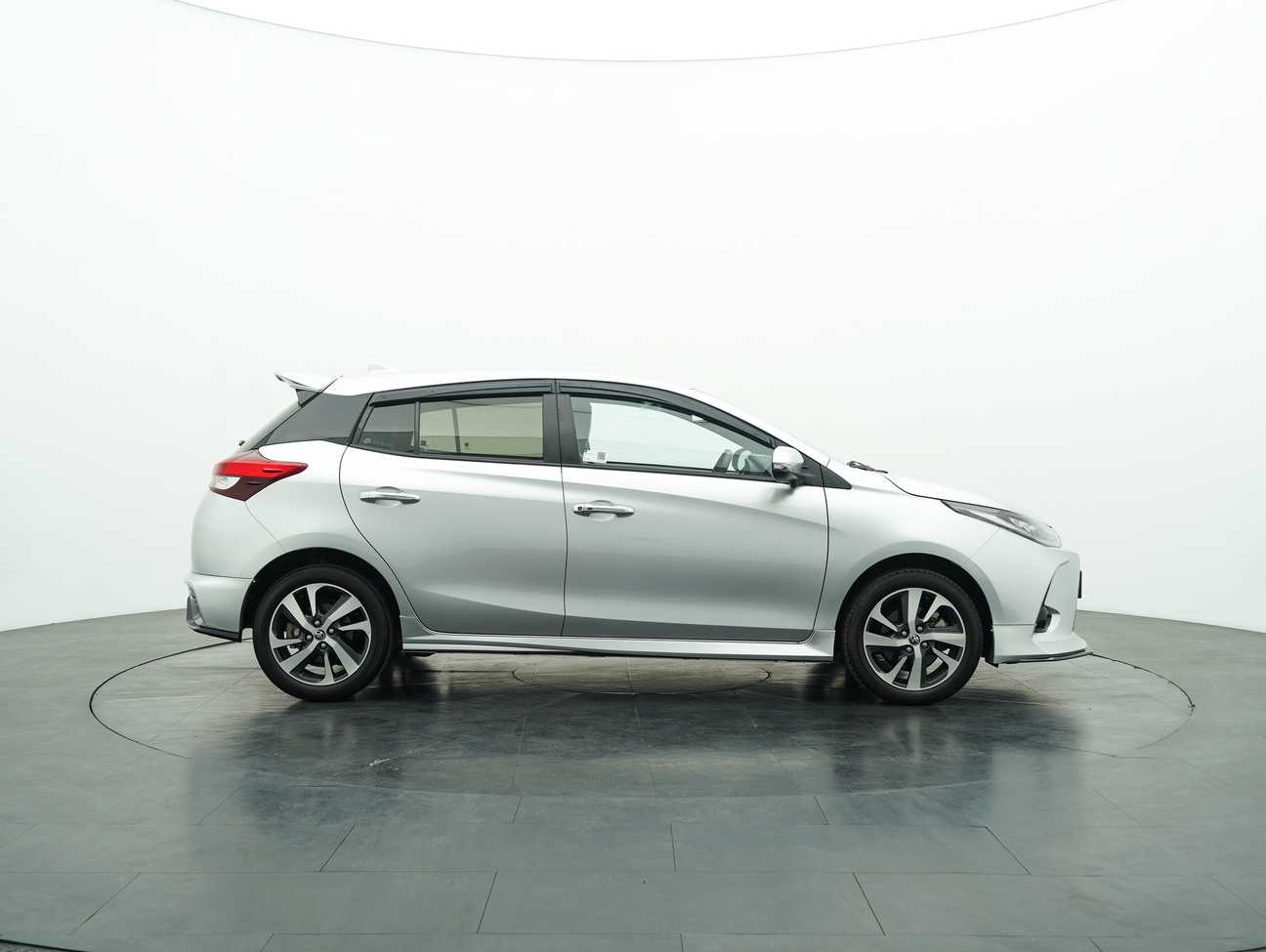 terpakai 2021 Toyota Yaris G 1.5