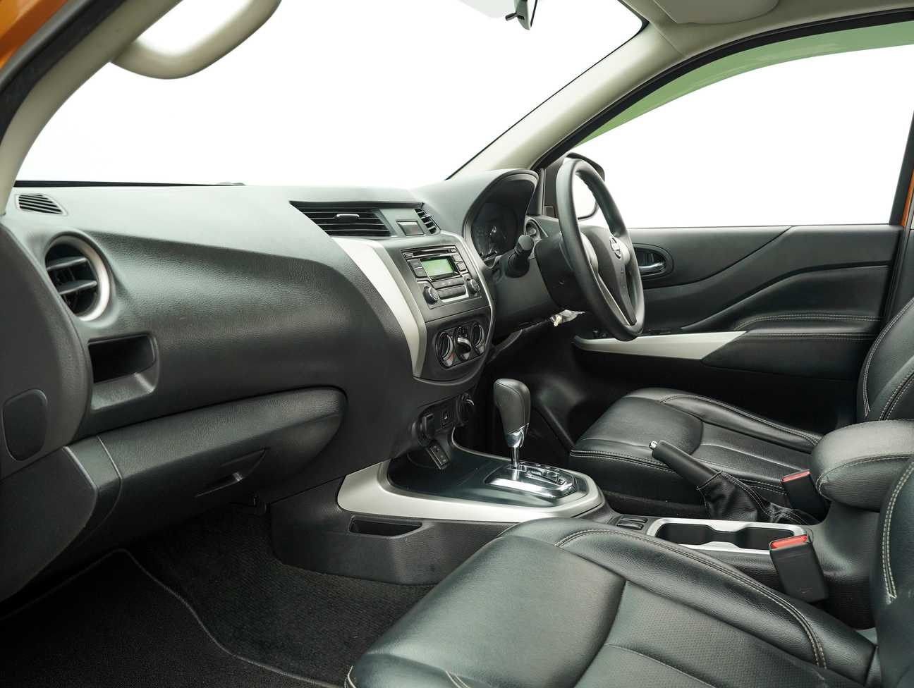 used 2019 Nissan Navara NP300 SE Dual Cab 2.5