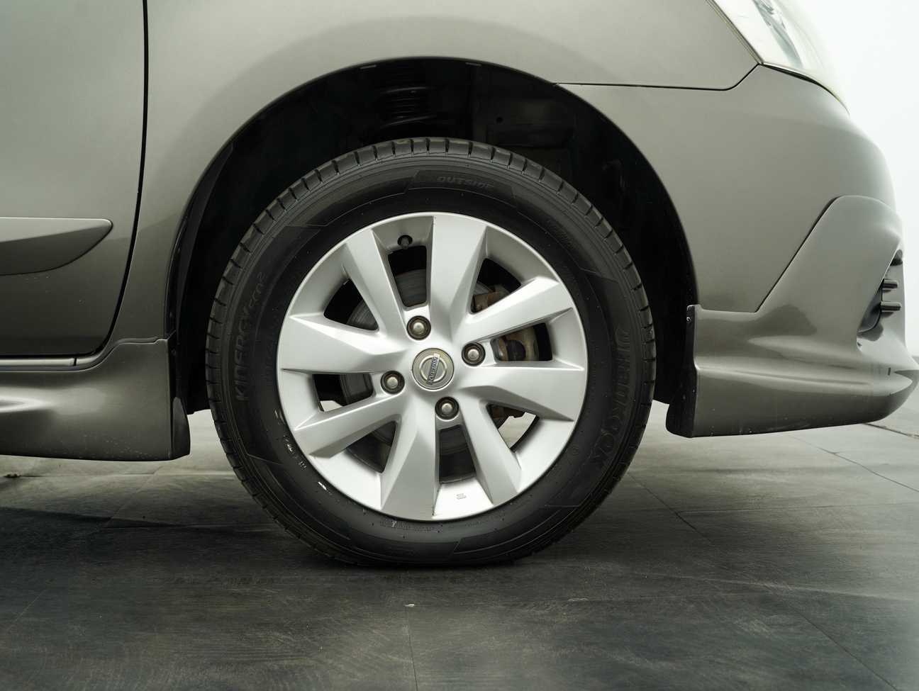 used 2015 Nissan Grand Livina Comfort 1.6