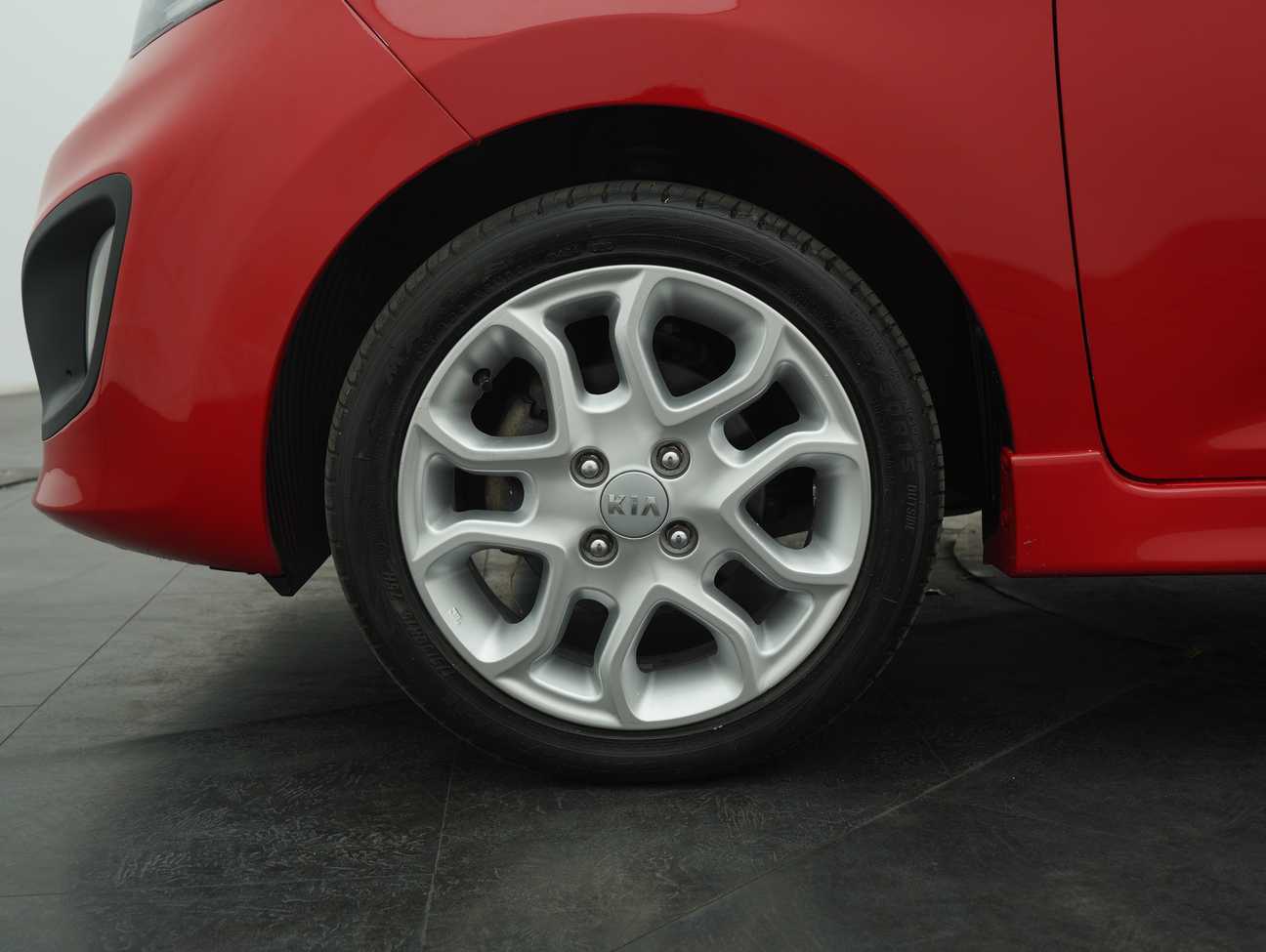 terpakai 2014 Kia Picanto  1.2