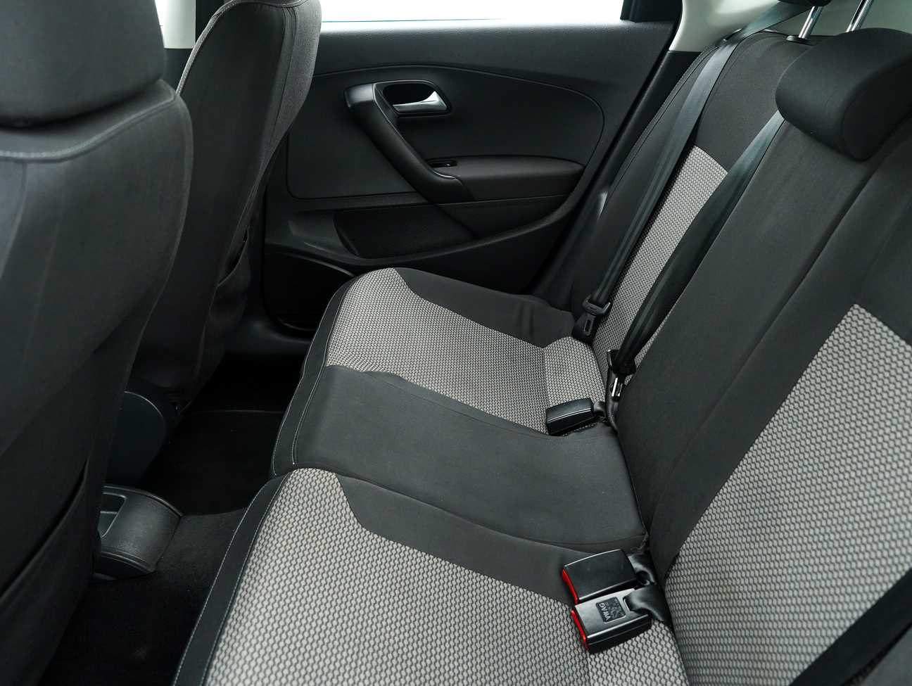 terpakai 2017 Volkswagen Polo  1.6