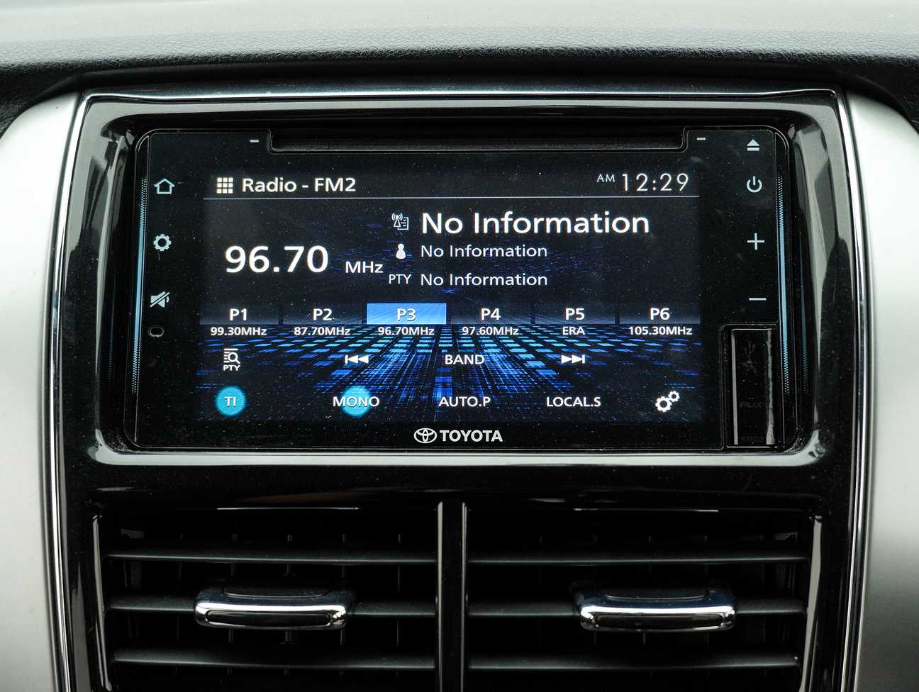 used 2020 Toyota Yaris E 1.5