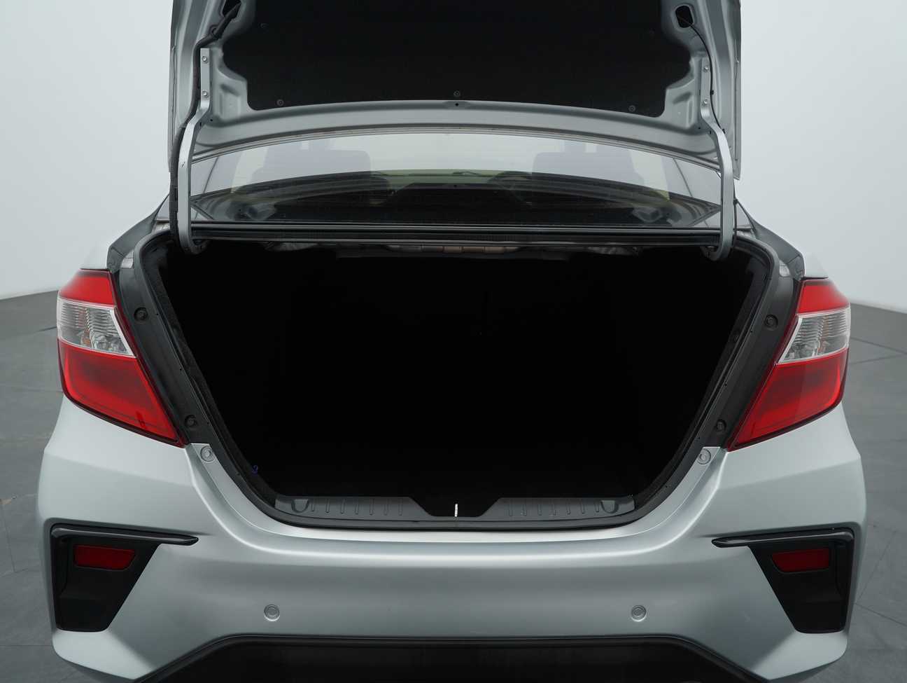 terpakai 2020 Perodua Bezza Advance 1.3