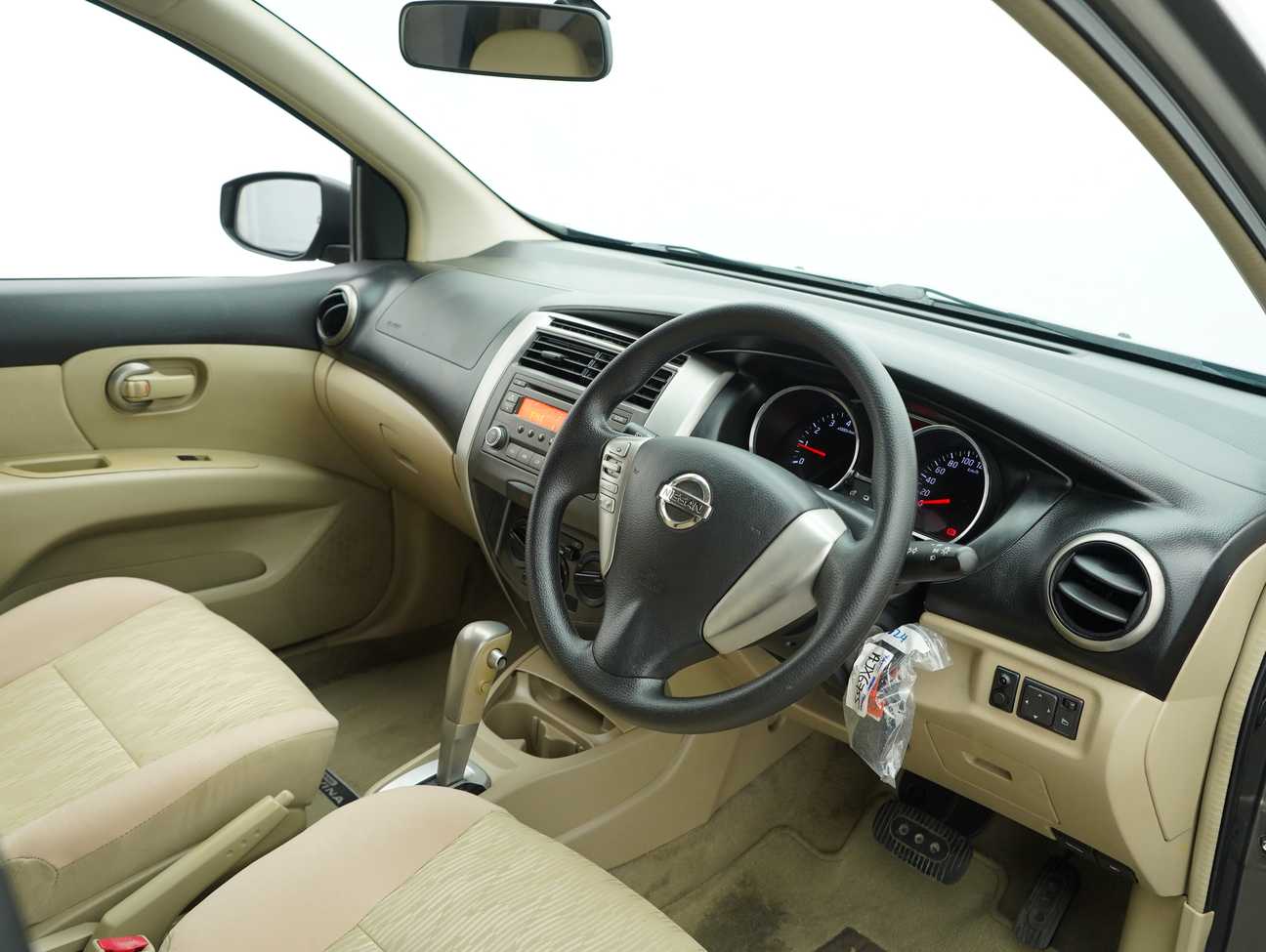 used 2014 Nissan Grand Livina Comfort 1.6