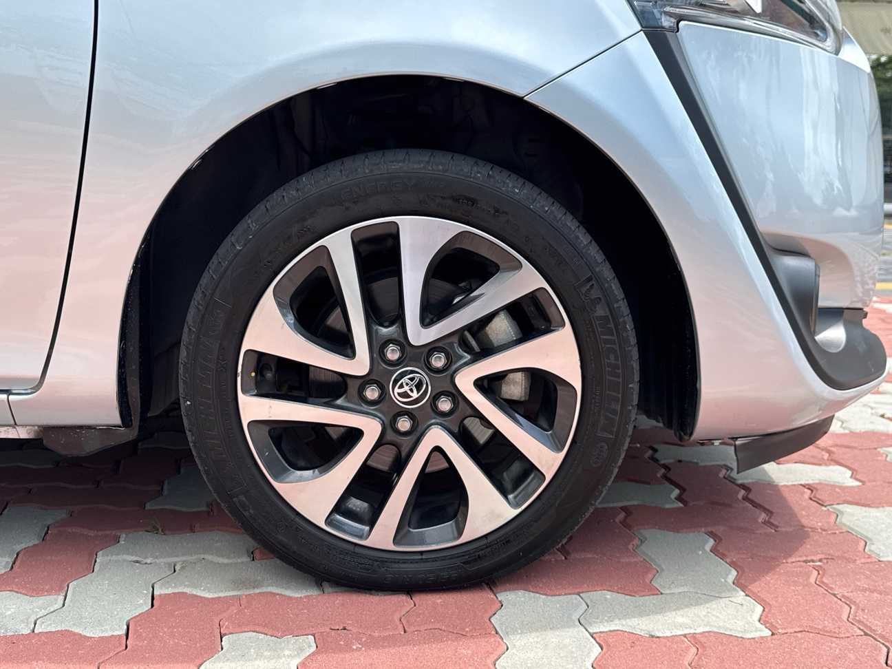 used 2018 Toyota Sienta V 1.5