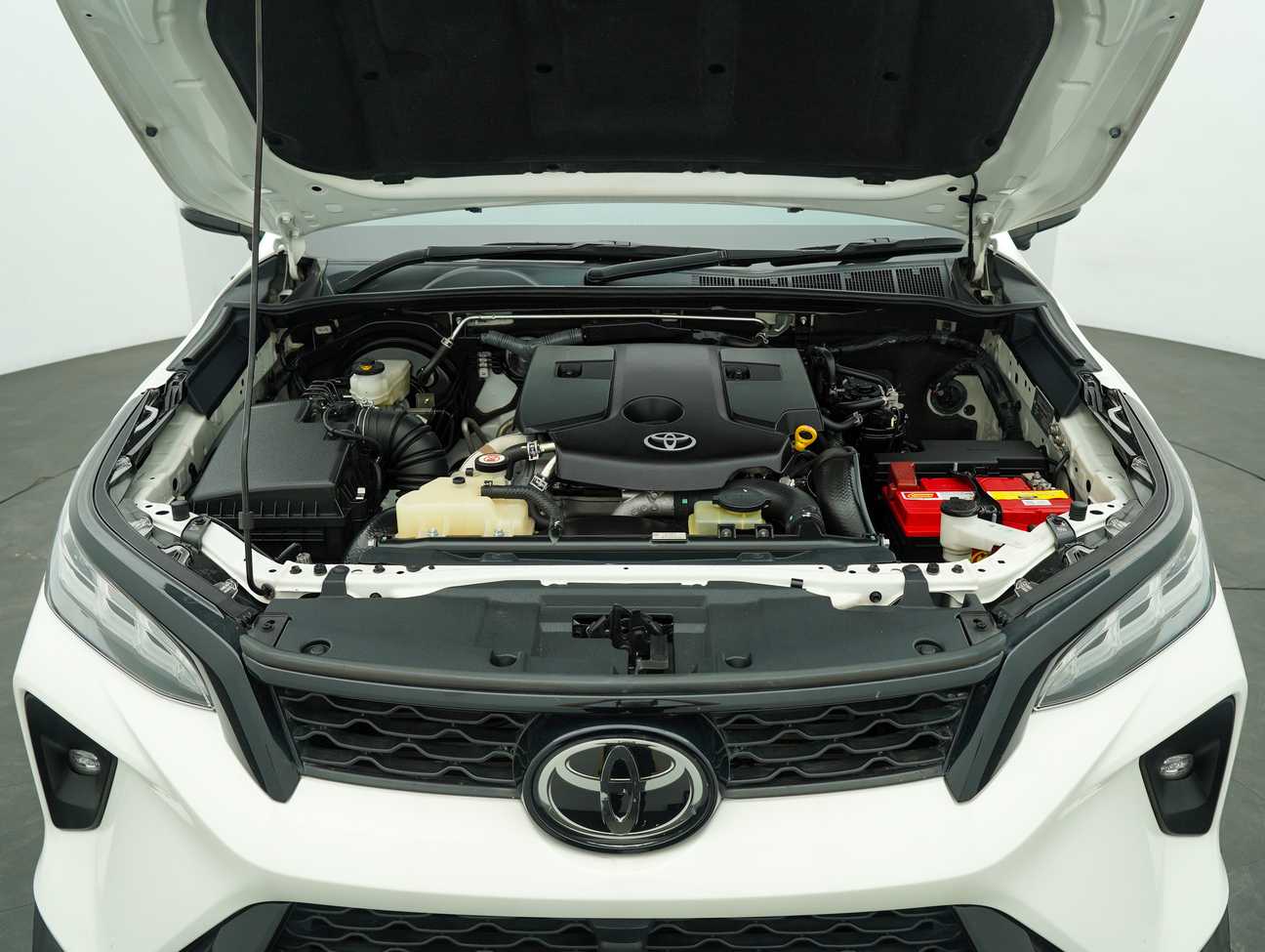 used 2023 Toyota Fortuner VRZ 2.8