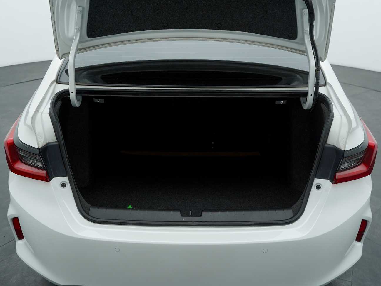 terpakai 2022 Honda City E i-VTEC 1.5