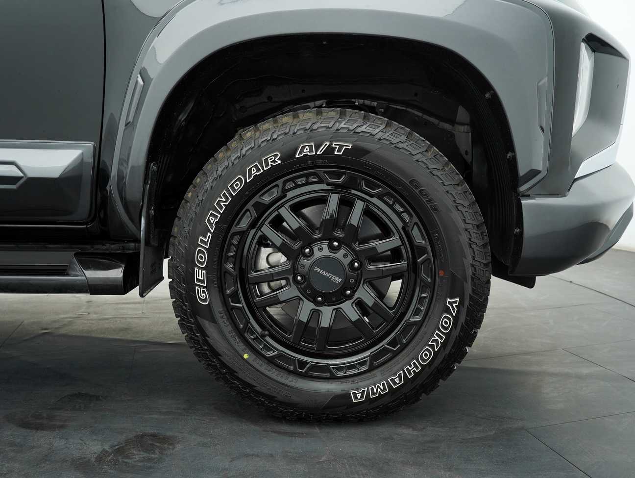 used 2022 Mitsubishi Triton Phantom Plus Dual Cab 4X4 2.4