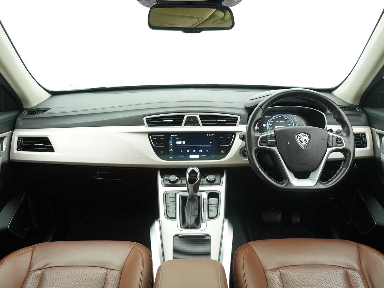 used 2019 Proton X70 Premium 1.8