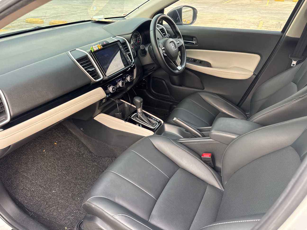 used 2022 Honda City V 1.5