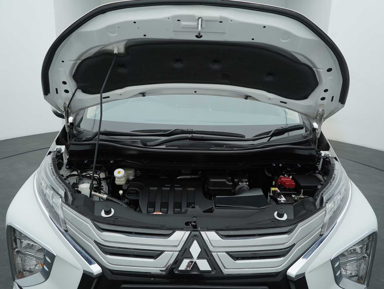 used 2023 Mitsubishi Xpander  1.5