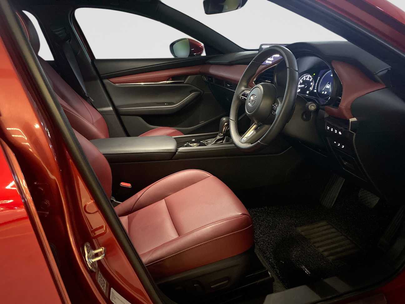 used 2025 Mazda 3 SKYACTIV-G High Plus 1.5