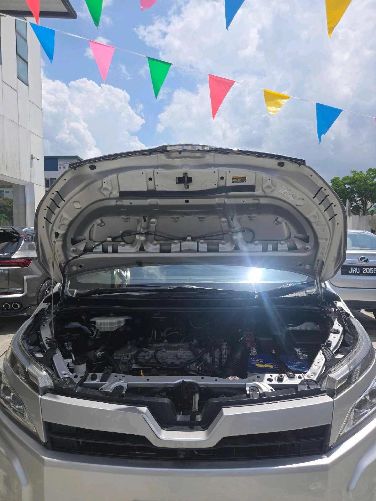 used 2018 Toyota Voxy X 2.0