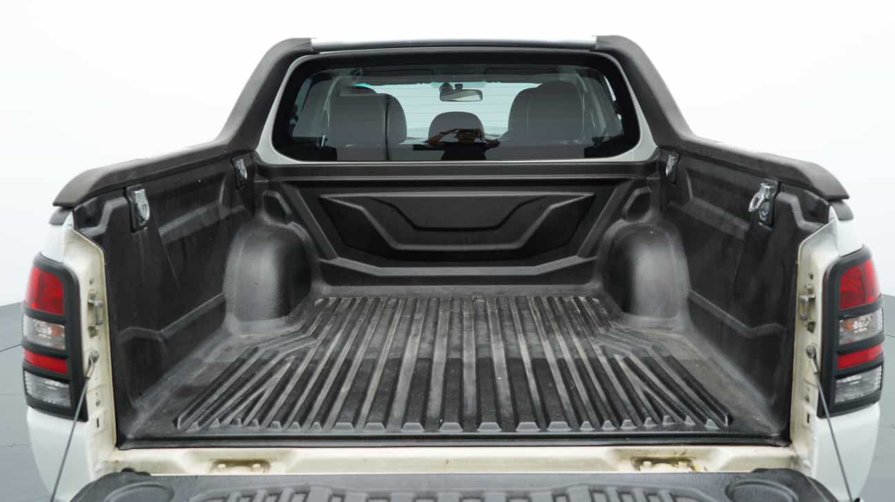 used 2015 Mitsubishi TRITON VGT HS 4WD DC 2.5