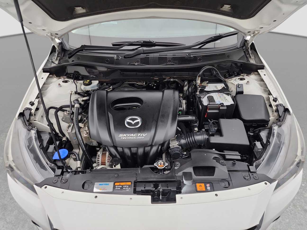 terpakai 2017 Mazda 2 SKYACTIV-G (LED Headlight with DRL) 1.5