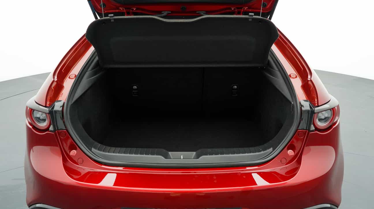 terpakai 2020 Mazda 3 LIFTBACK MID 1.5