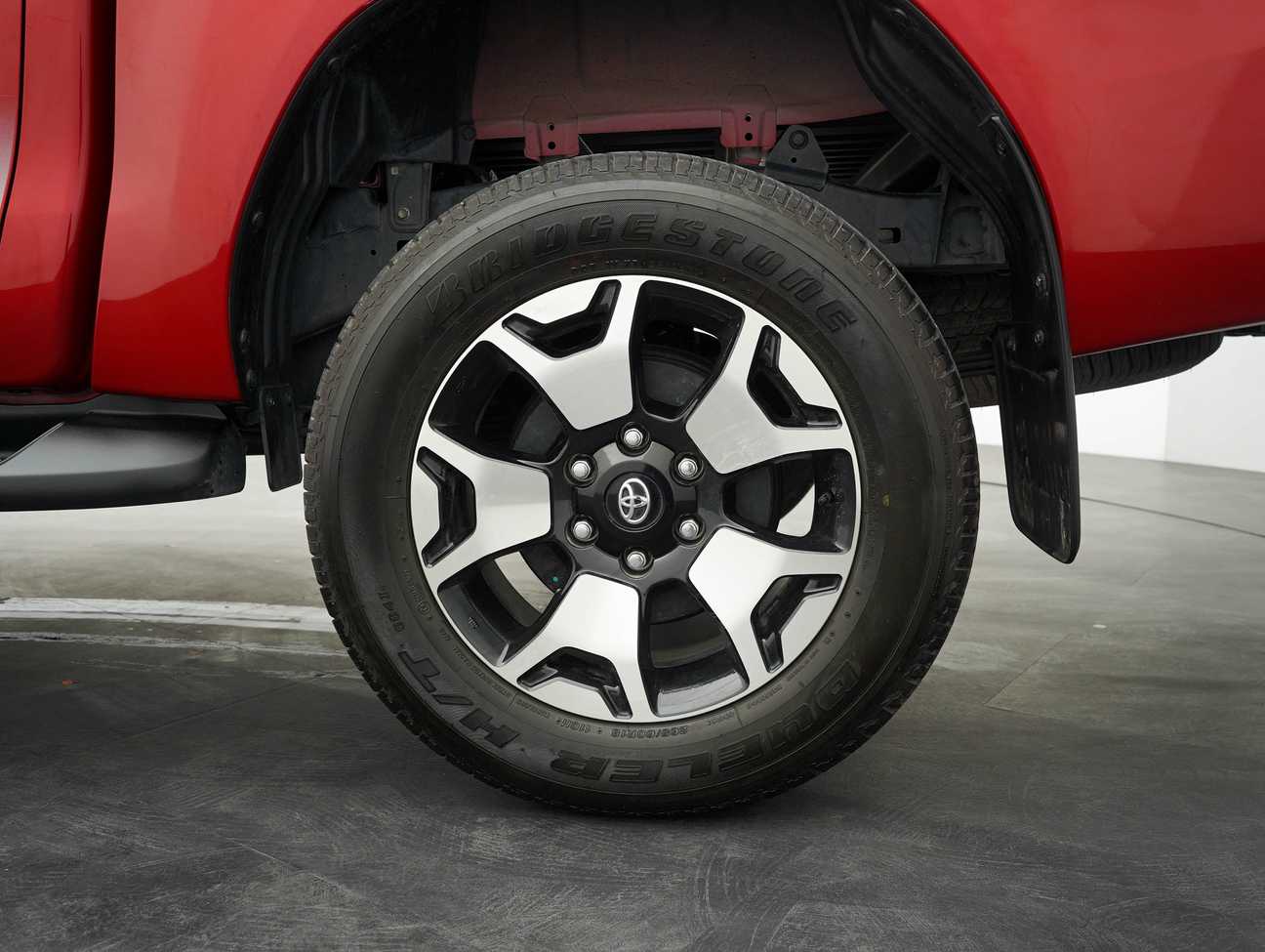 used 2019 Toyota HILUX DOUBLE CAB LE 4X4 2.4