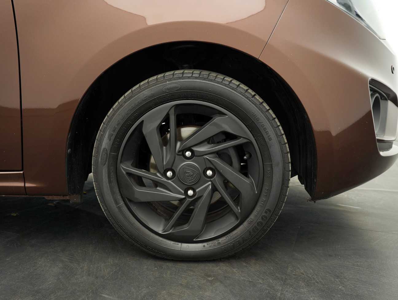 used 2016 Proton Persona Standard 1.6