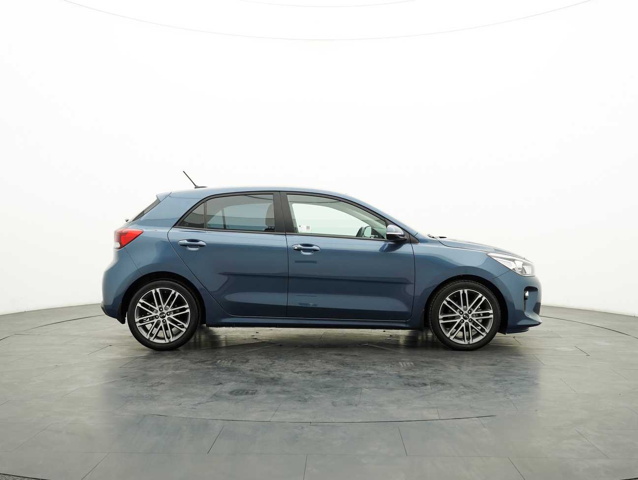 terpakai 2018 Kia Rio  1.4