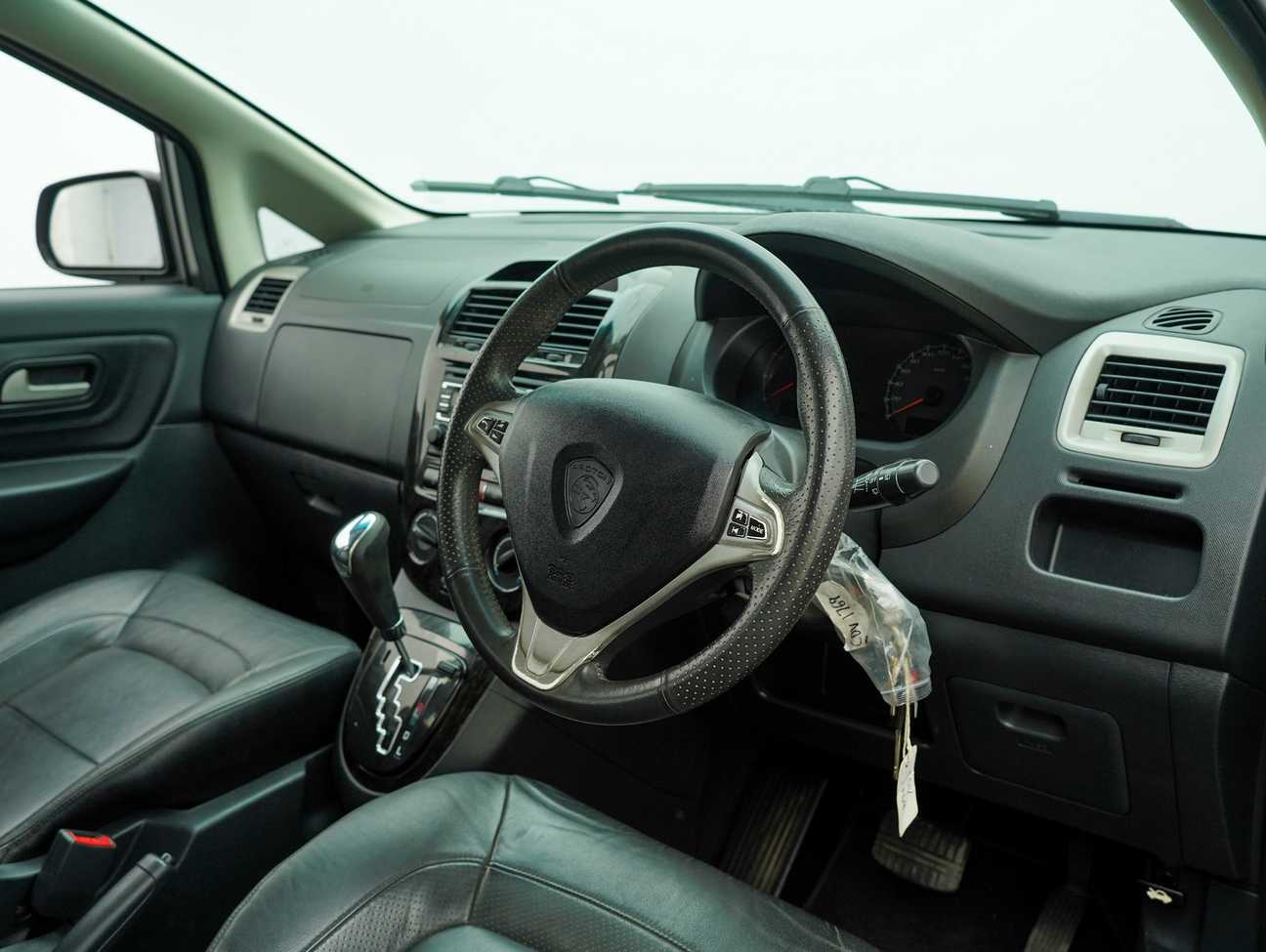 terpakai 2016 Proton Exora Premium 1.6