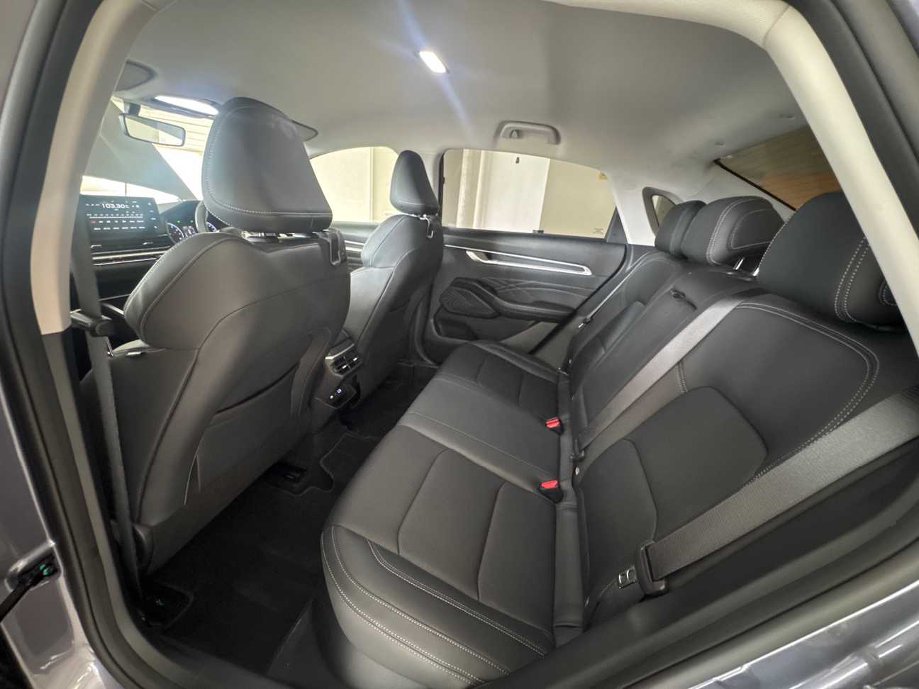 used 2024 Proton S70 Premium 1.5