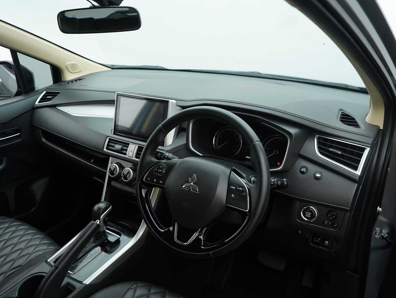terpakai 2021 Mitsubishi Xpander  1.5