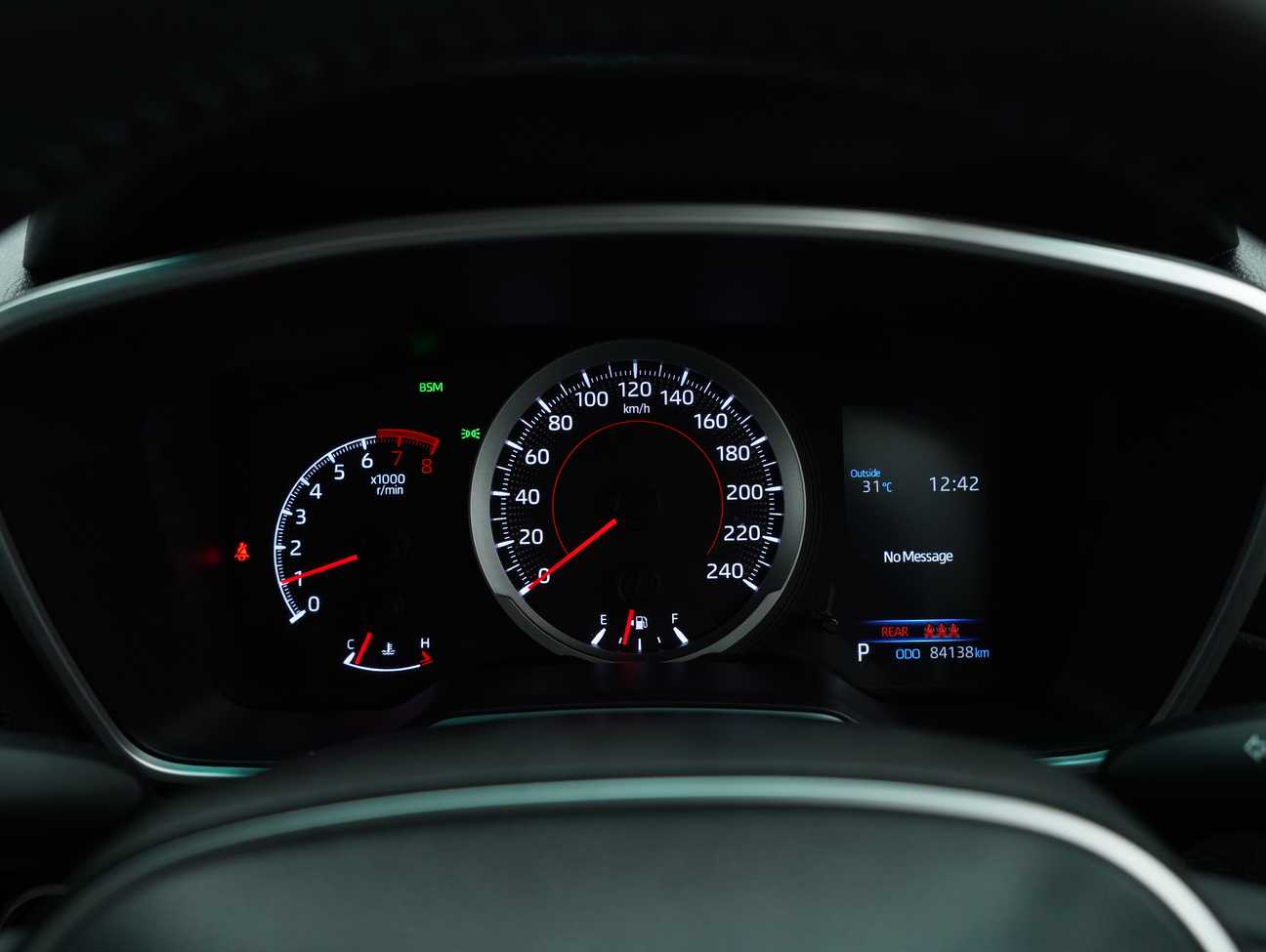 used 2021 Toyota Corolla Cross V 1.8