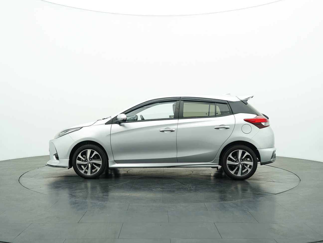 terpakai 2021 Toyota Yaris G 1.5