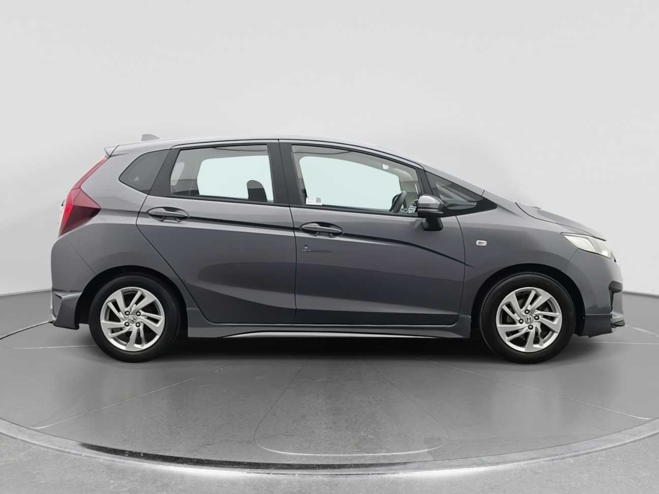 terpakai 2014 Honda Jazz E 1.5