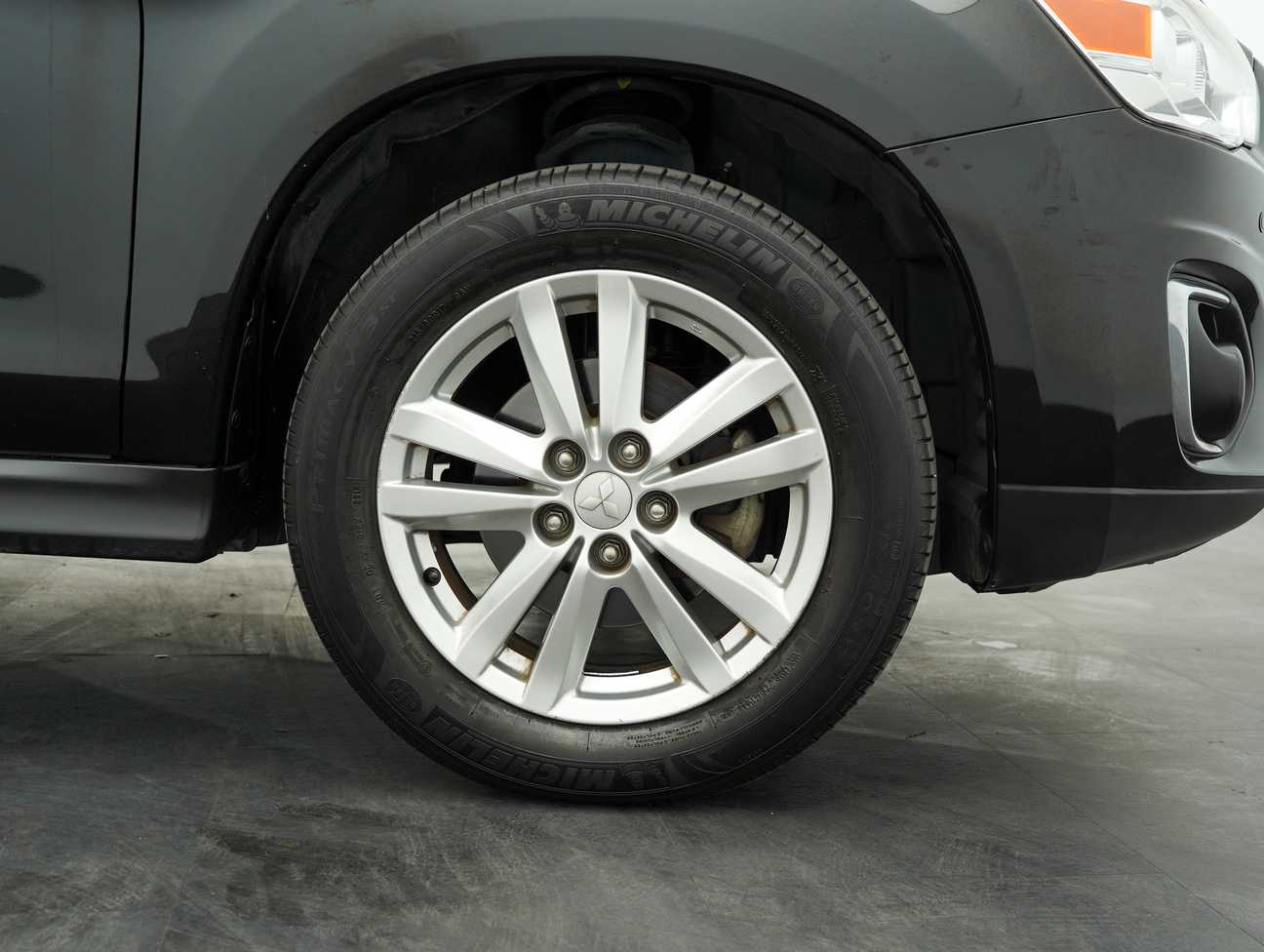 terpakai 2014 Mitsubishi ASX 4WD 2.0