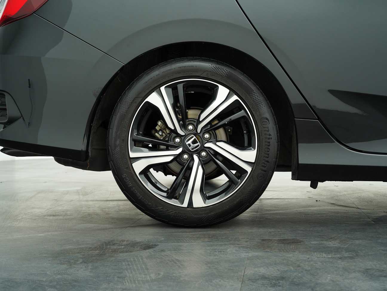 used 2016 Honda Civic TC-P 1.5