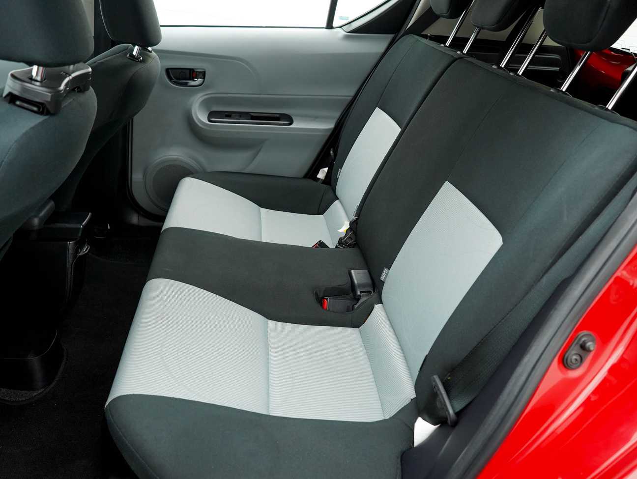 used 2013 Toyota Prius C Hybrid 1.5