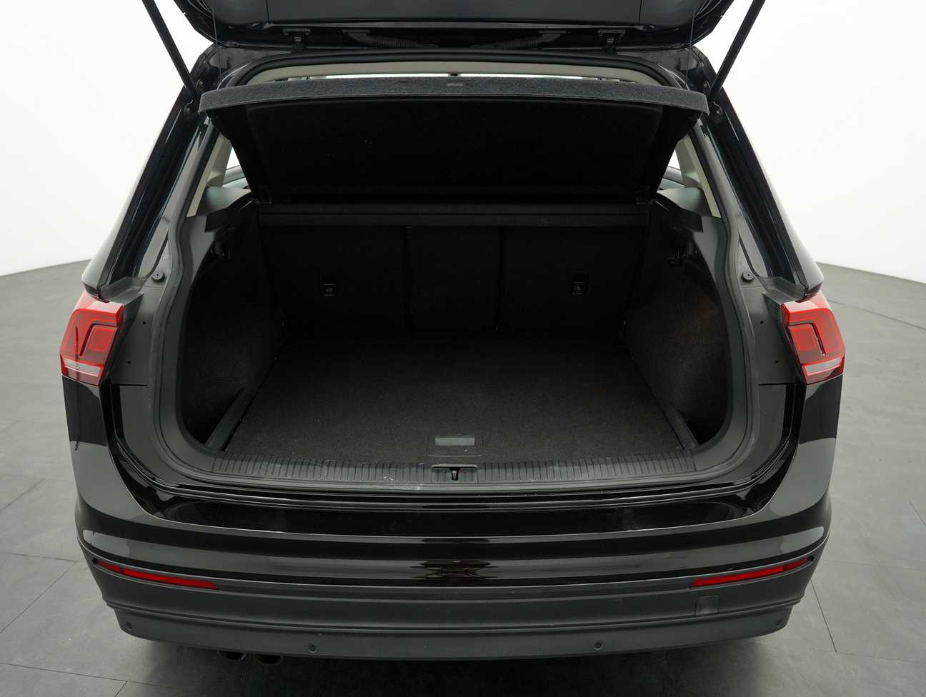 terpakai 2017 Volkswagen Tiguan TSI Comfortline 1.4