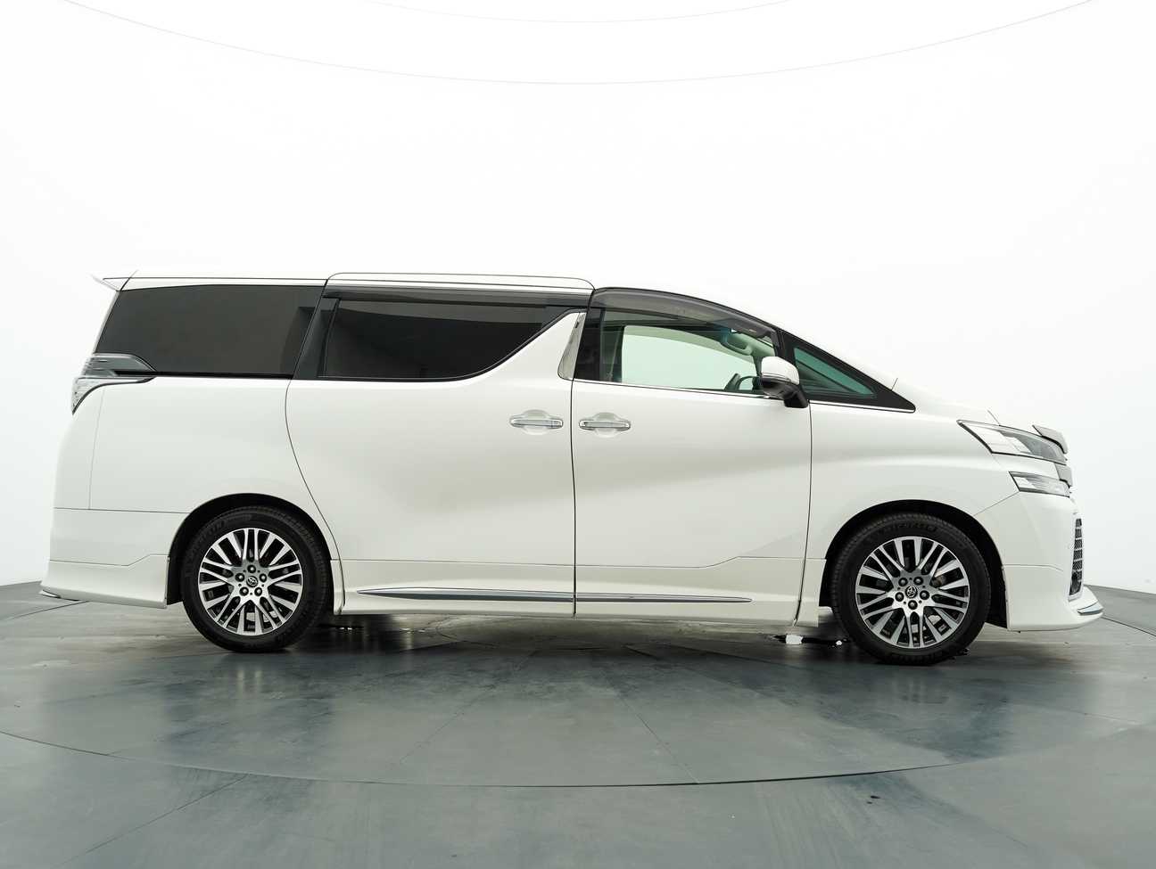 used 2016 Toyota VELLFIRE DBA-AGH30W 2.5